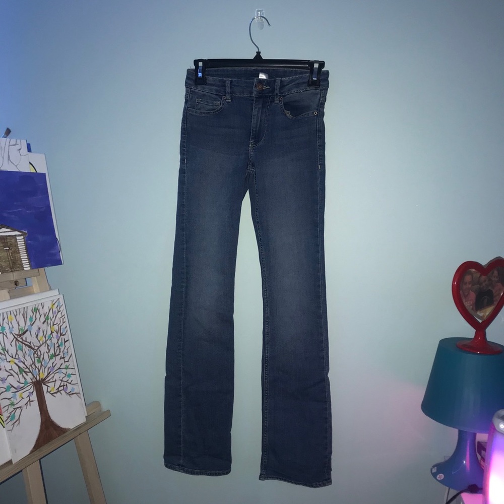 H&M Jeans. SIZE 4